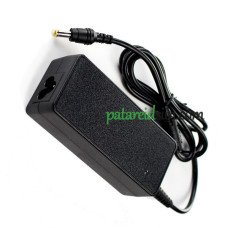 19v laadija toiteallikas 40W vahelduvvooluadapter 2.1A 3.0x5.5mm